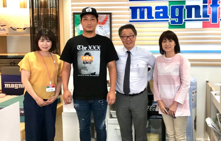 中日ドラゴンズ 小熊凌祐投手が来店されました‼️